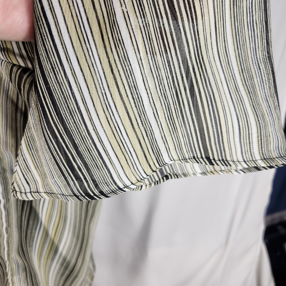 Cassee's 2 PC Tank & Long Sleeve Top Set Size Large - Picture 6 of 10